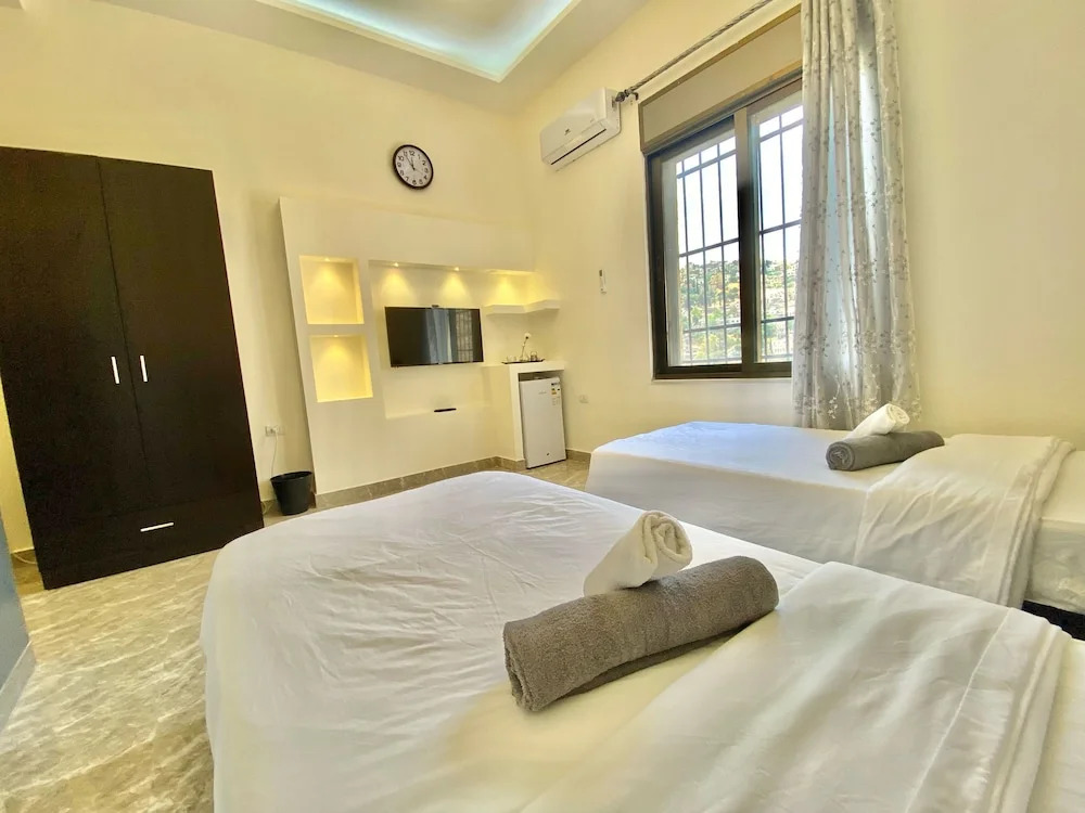Villa Mira Guesthouse - Downtown Amman