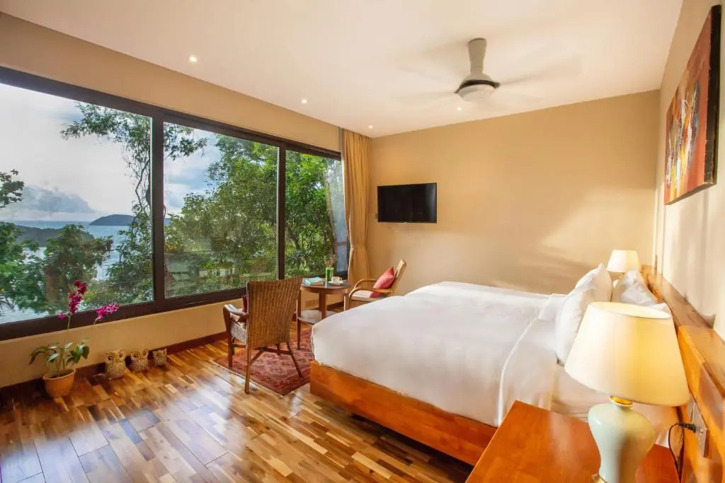 Ambong Pool Villas - Private Pool