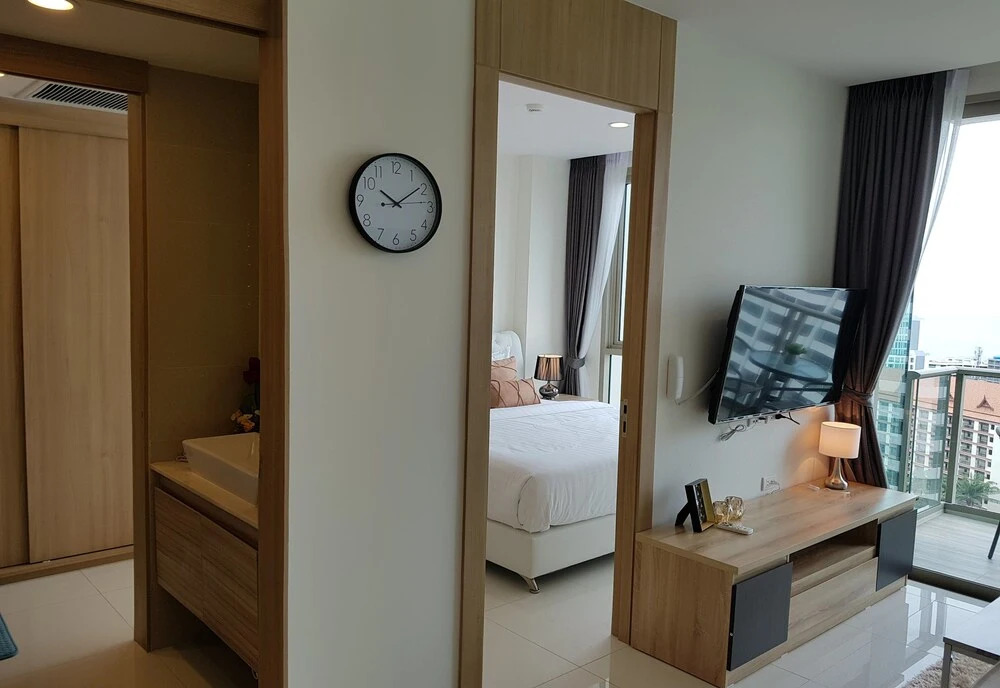 Riviera 1BR Sea View B1702