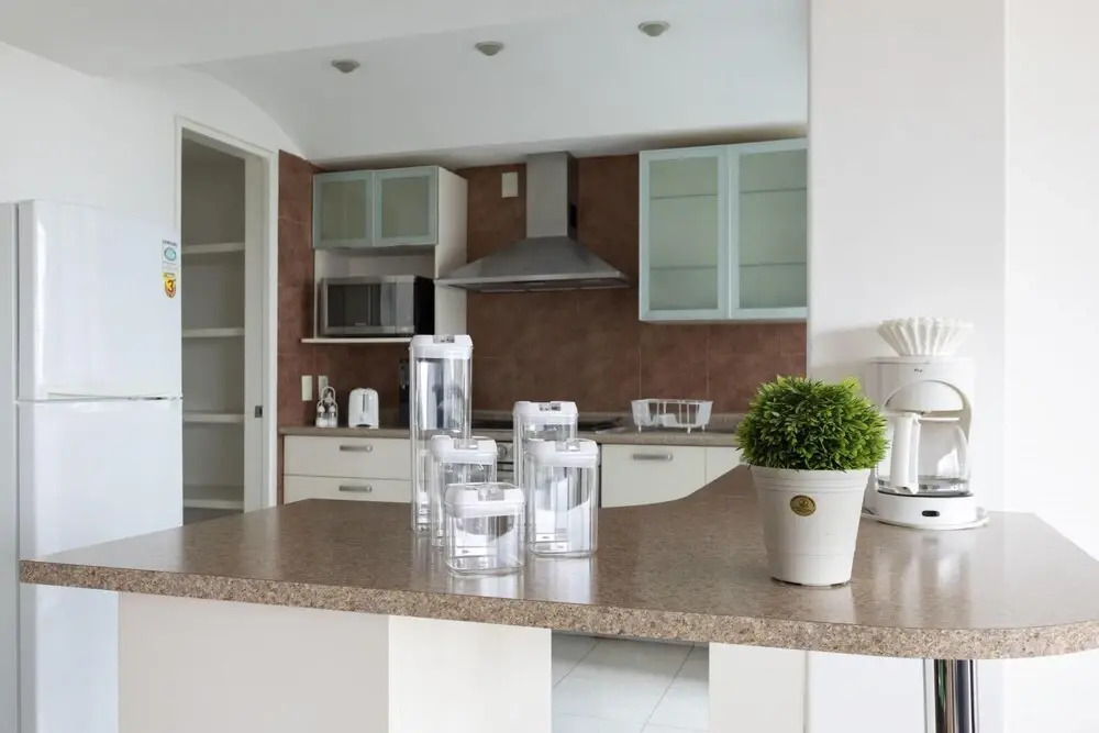 Enjoy City Views Condo With Amenities and Security at Santa Fe