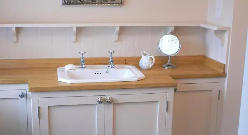 Broadhurst B&B