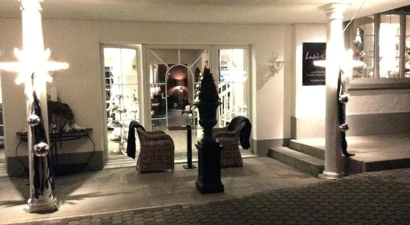 Aebis Landhotel