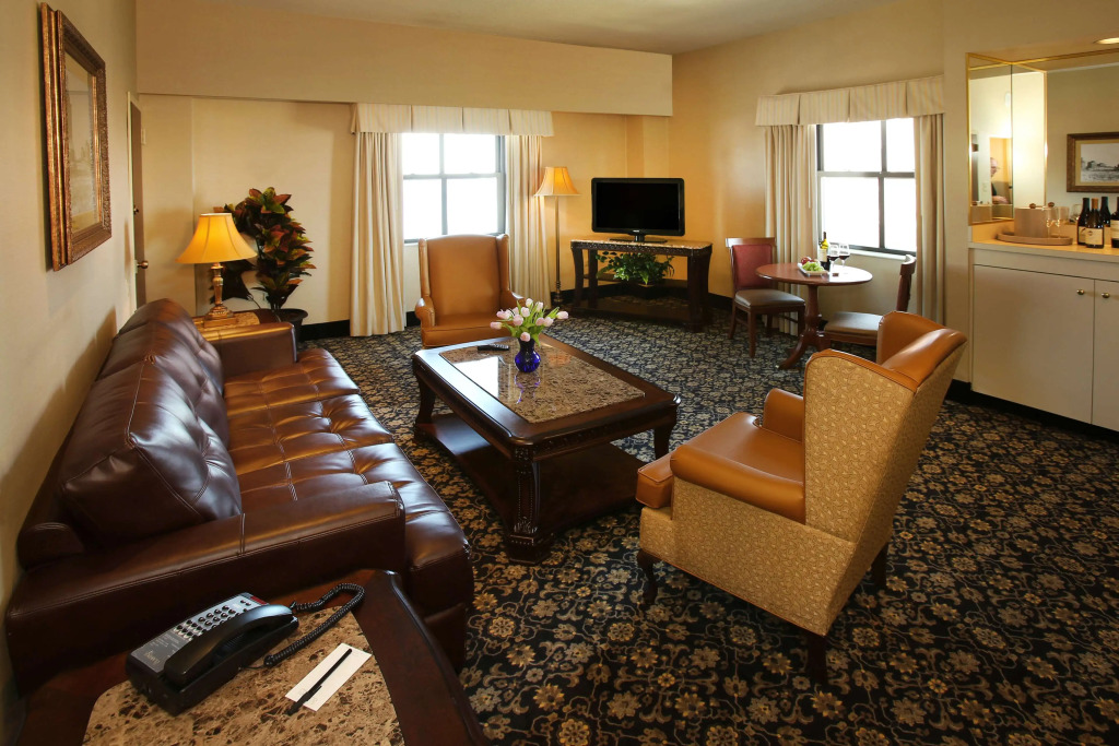 The Claridge Hotel
