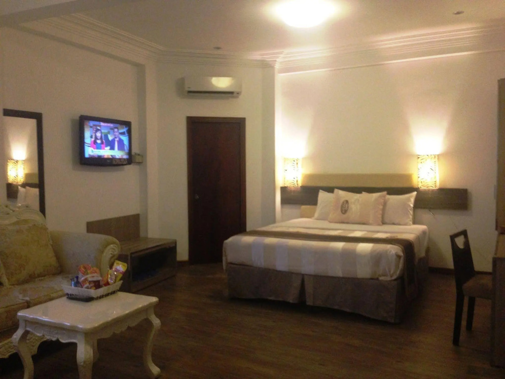 A25 Hotel - 14 Phó Đức Chính
