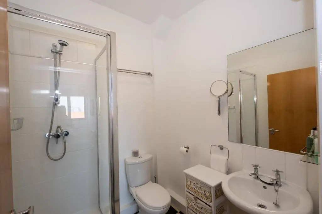 Air Host and Stay - Liverpool The Atrium sleeps 6 great value
