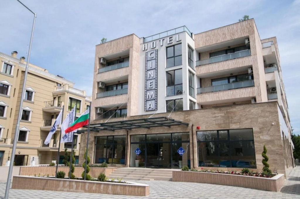 Cinema Hotel