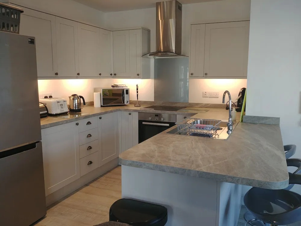 Meadow View Apartments are 2 and 3 bedroomed with private parking