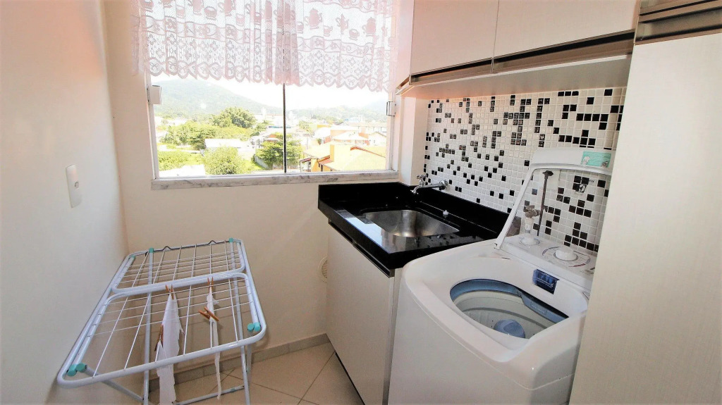 1024 - Apartamento em Bombinhas para locação de temporada - Praia de Bombas