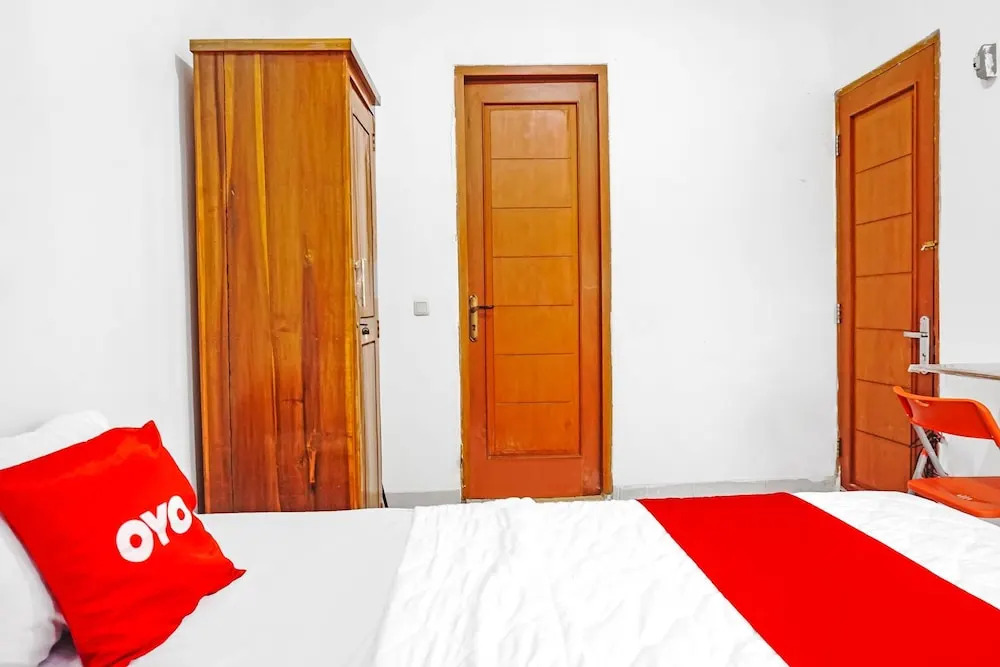 OYO 90846 Guesthouse Bintaro Asri Syariah