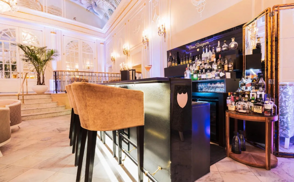 The Ritz-Carlton, Montreal