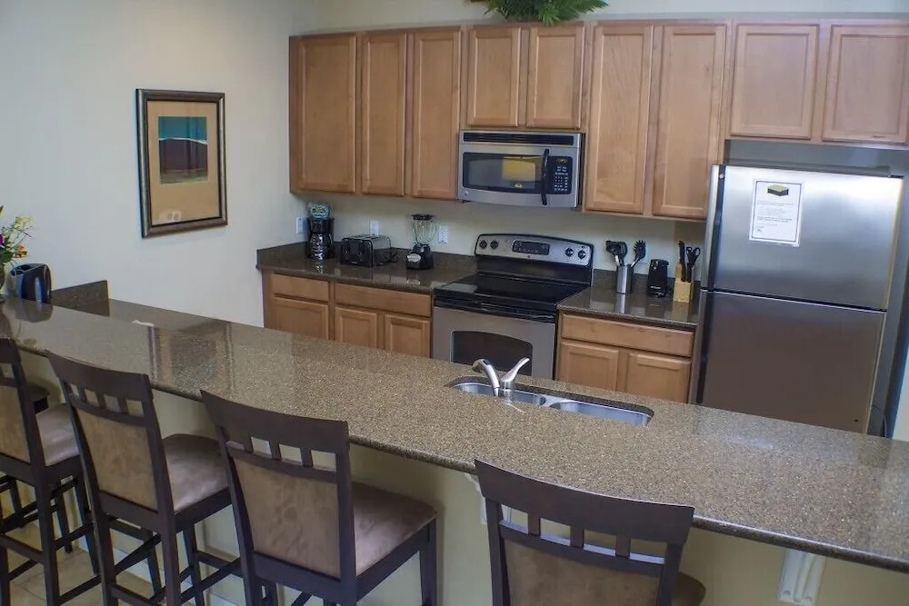 Beautiful 4Bd TH, Paradise Palms Resort-8958CPR