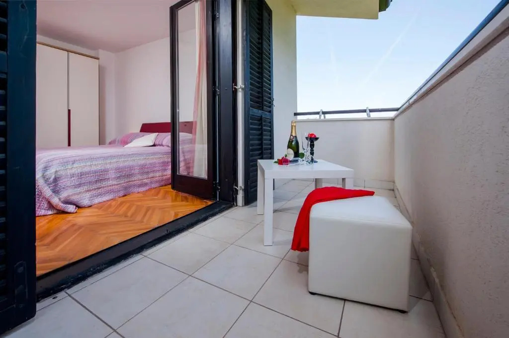 Cerin Apartment
