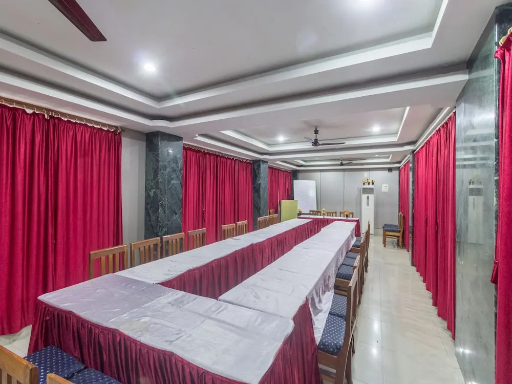 OYO 7893 Hotel Kalpa