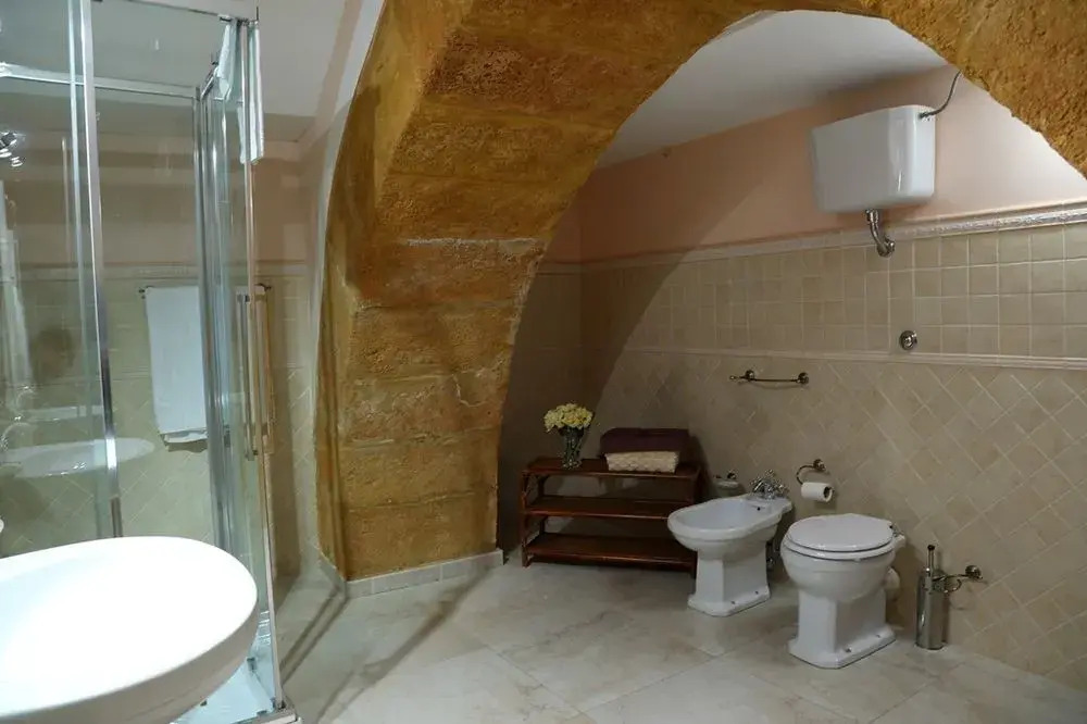 Temples Rooms