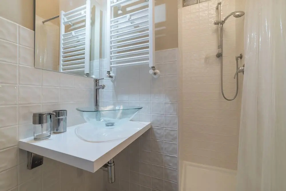 GuestHost - Elegant Apartment in Rome