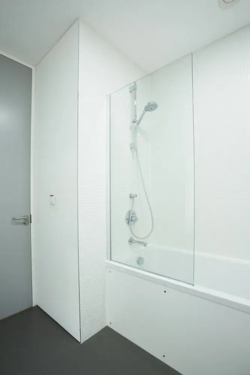 Stylish modern home in Manchester city centre with parking