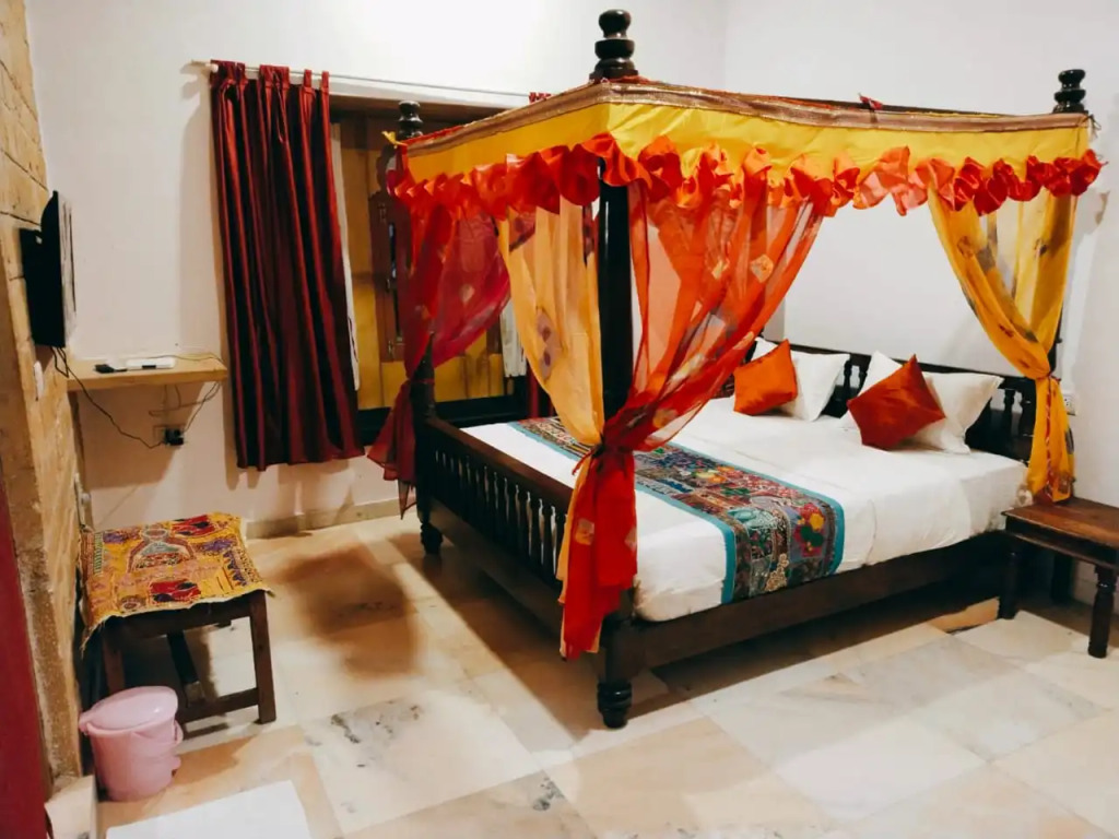 Hotel Desert Moon