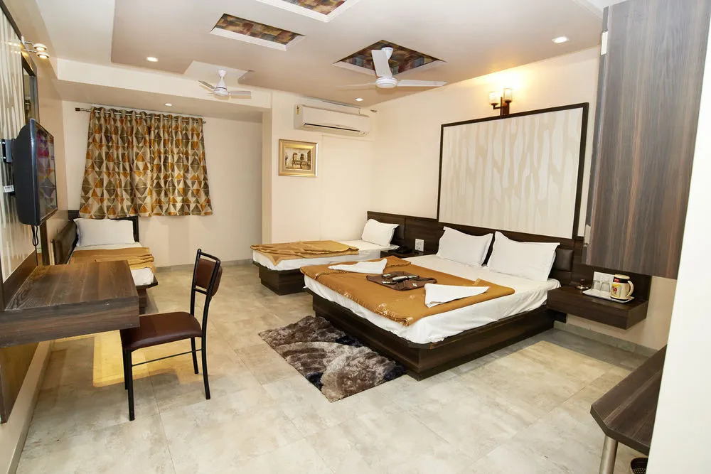 Hotel Sai Suraj Park