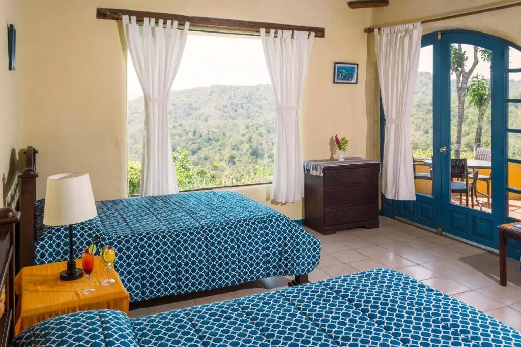 Mantaraya Lodge
