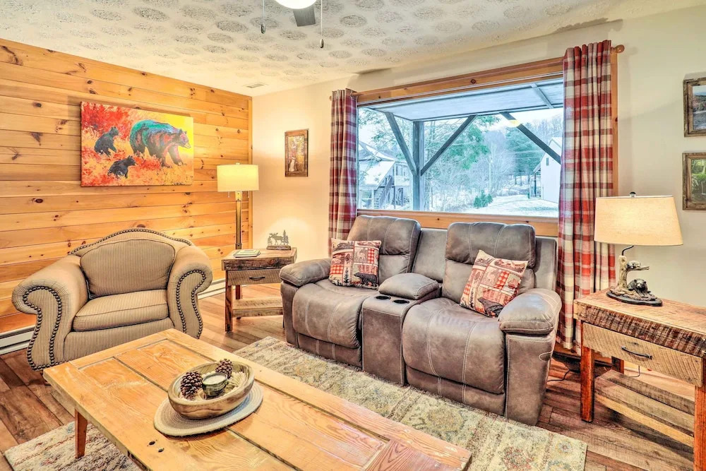Mountain Retreat < 4 Mi to Downtown Boone!