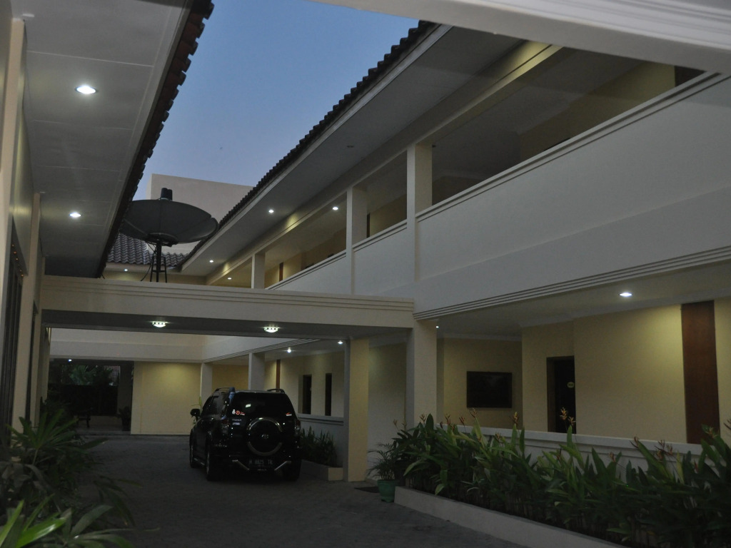 Sentana Mulia Hotel