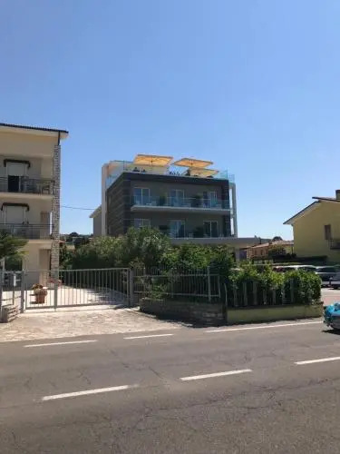 Hotel Paradiso