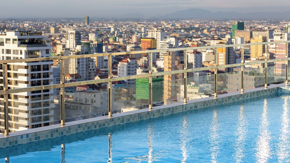 SKYCONDO - Sky Pool Experience in BKK - Laundry included