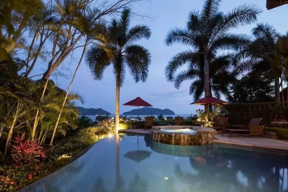 Villa La Perla 4Bdrs Ocean views Los Suenos