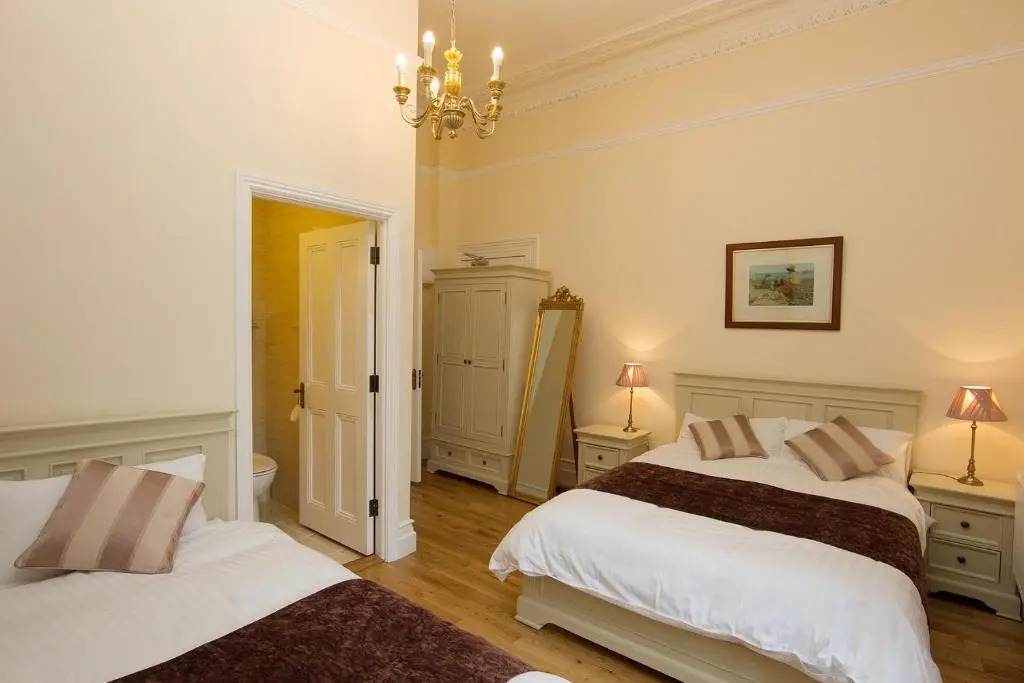 Glencourt Apartments