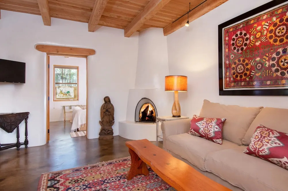 East Alameda - 3 Br Home