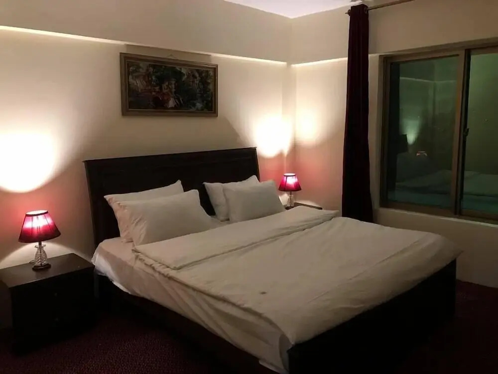 Hotel Hunza White House