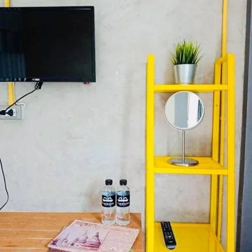 Yimwhan Hostel & Cafe Ayutthaya