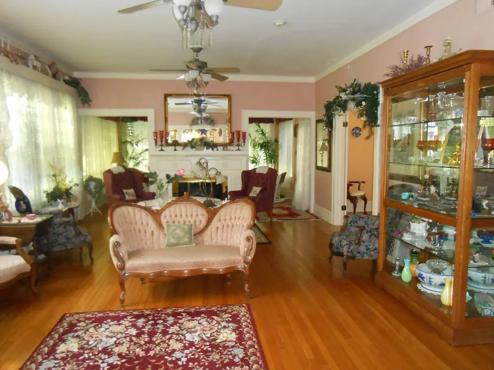 Magnolia Inn B&B