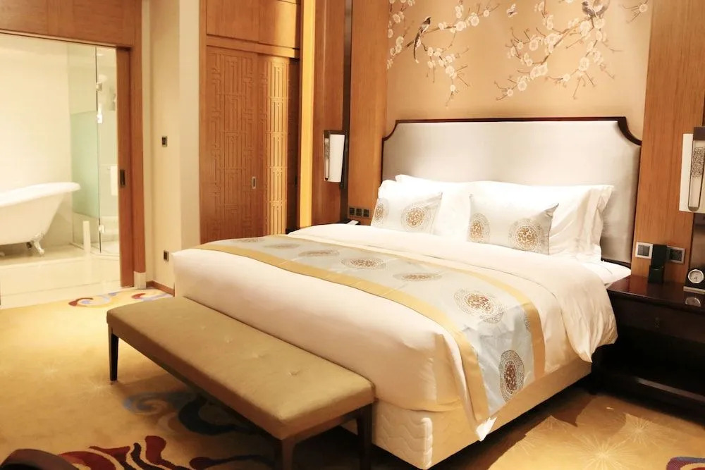 Changsha Tongguan Macrolink Legend Hotel