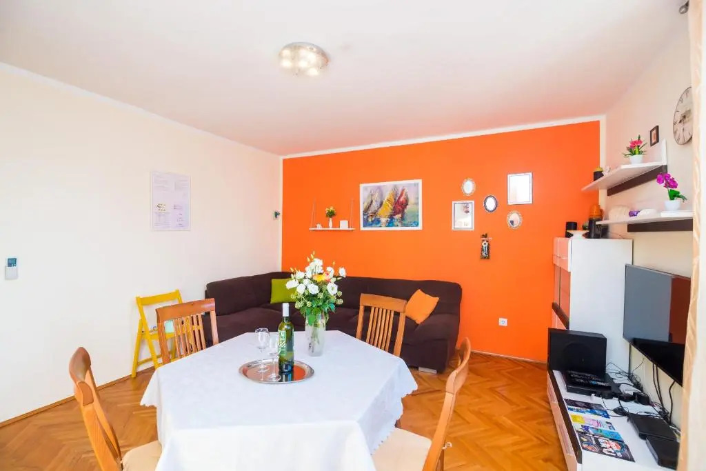 Apartment Ruby