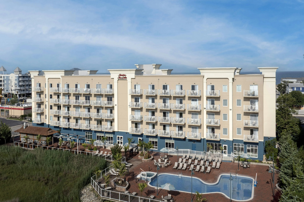 Hampton Inn & Suites Ocean City Bayfront-Convention Center