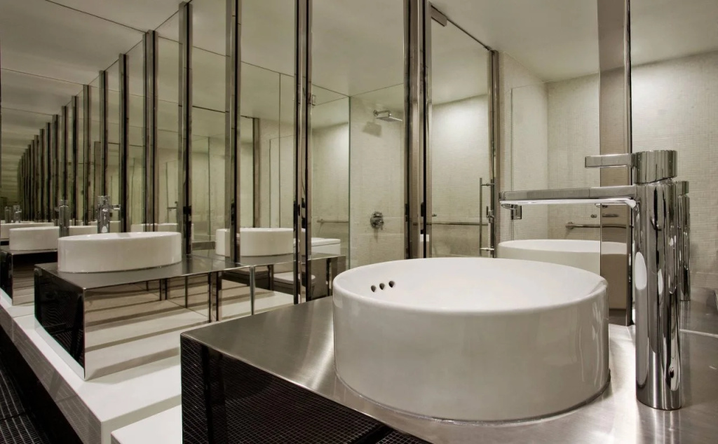 Отель Hotel de la Poste   French Quarter, A Renaissance Hotel