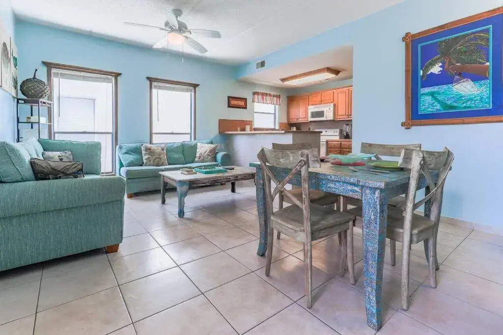 Steps To The Beach/Pet Friendly