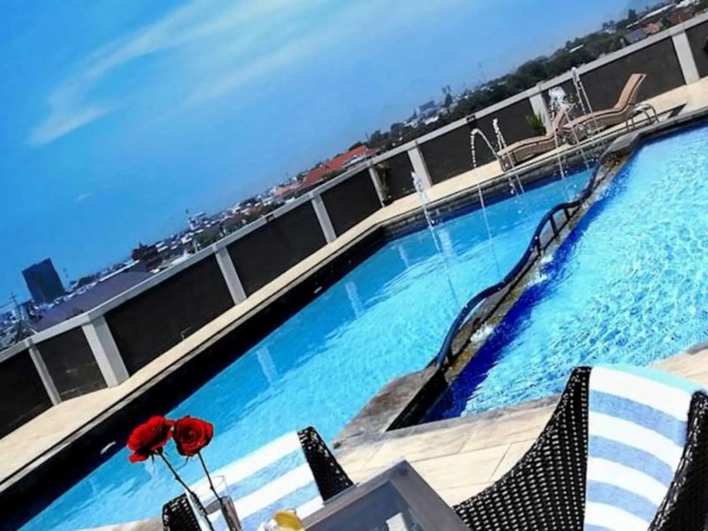 Grand Pacific Hotel