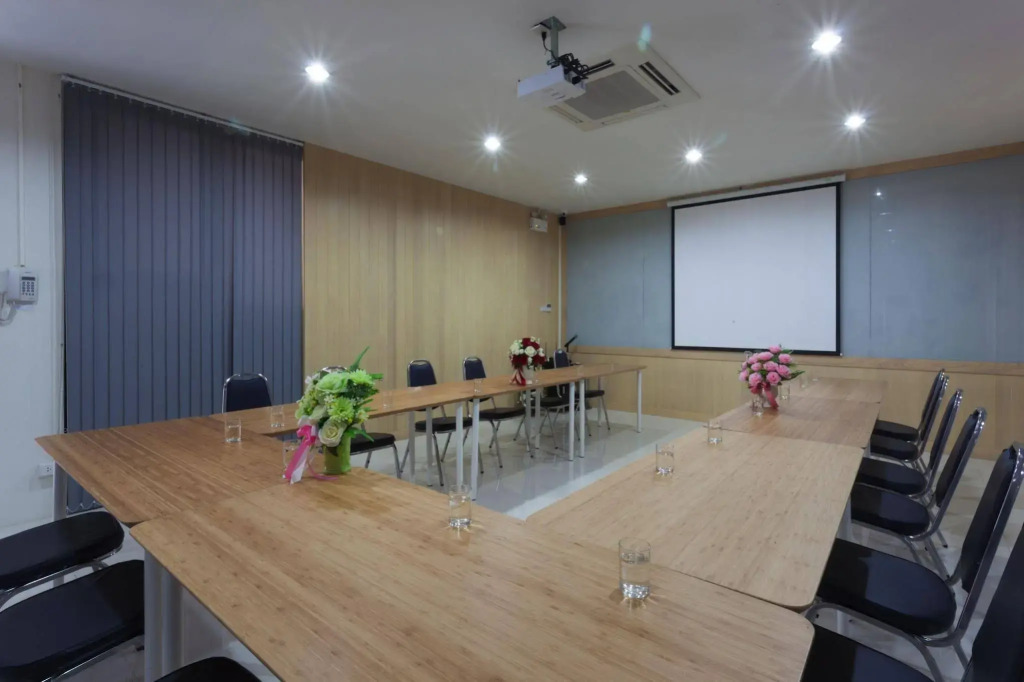 Le Park Hotel