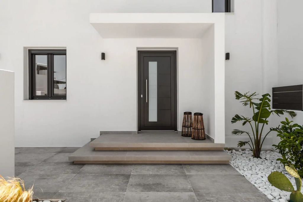 C & G Villas