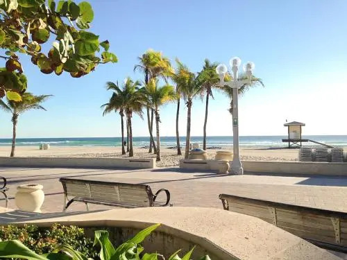 Art Deco Beach Townhouse