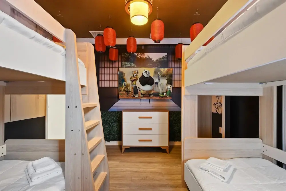 Luxury Disney Home w/Private Pool Spa Game Bar