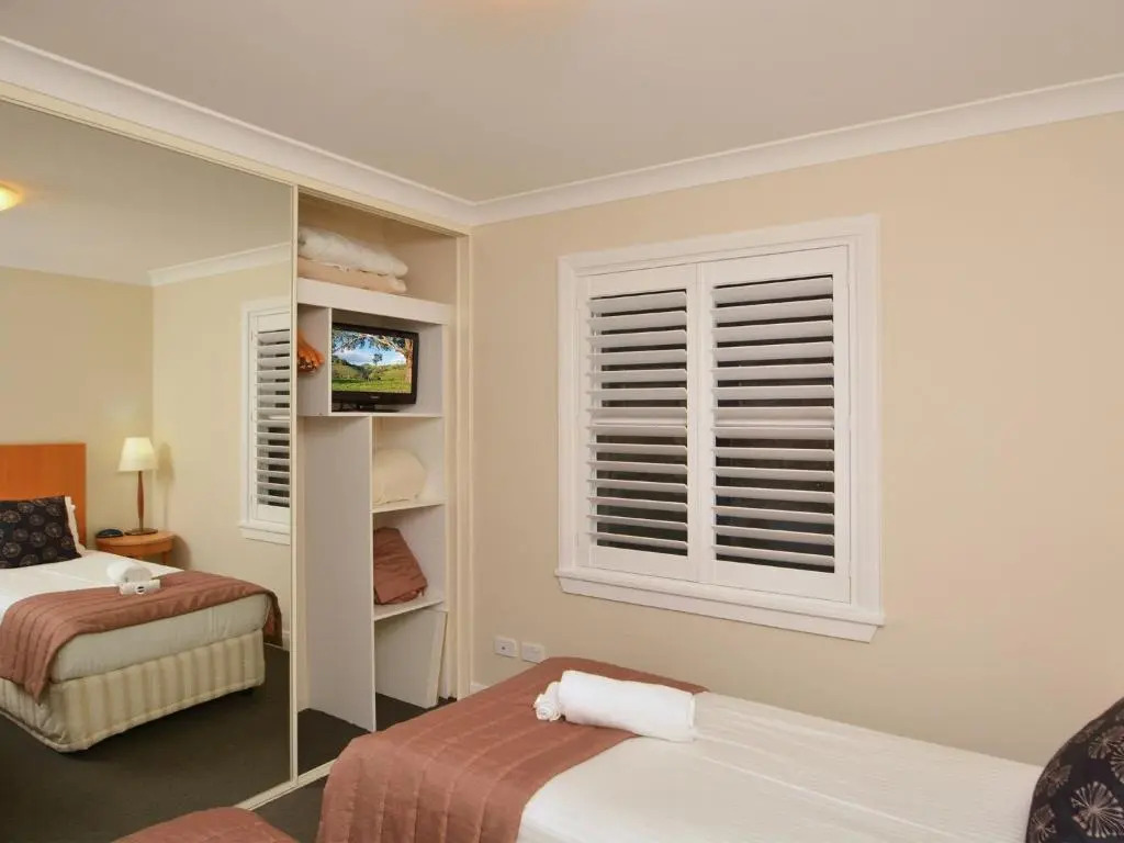 Villa 3br De Saran Resort Condo located within Cypress Lakes Resort (nothing is more central)