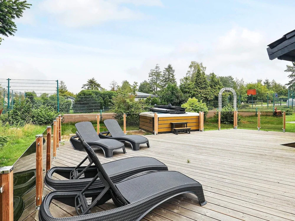 6 person holiday home in Væggerløse-By Traum