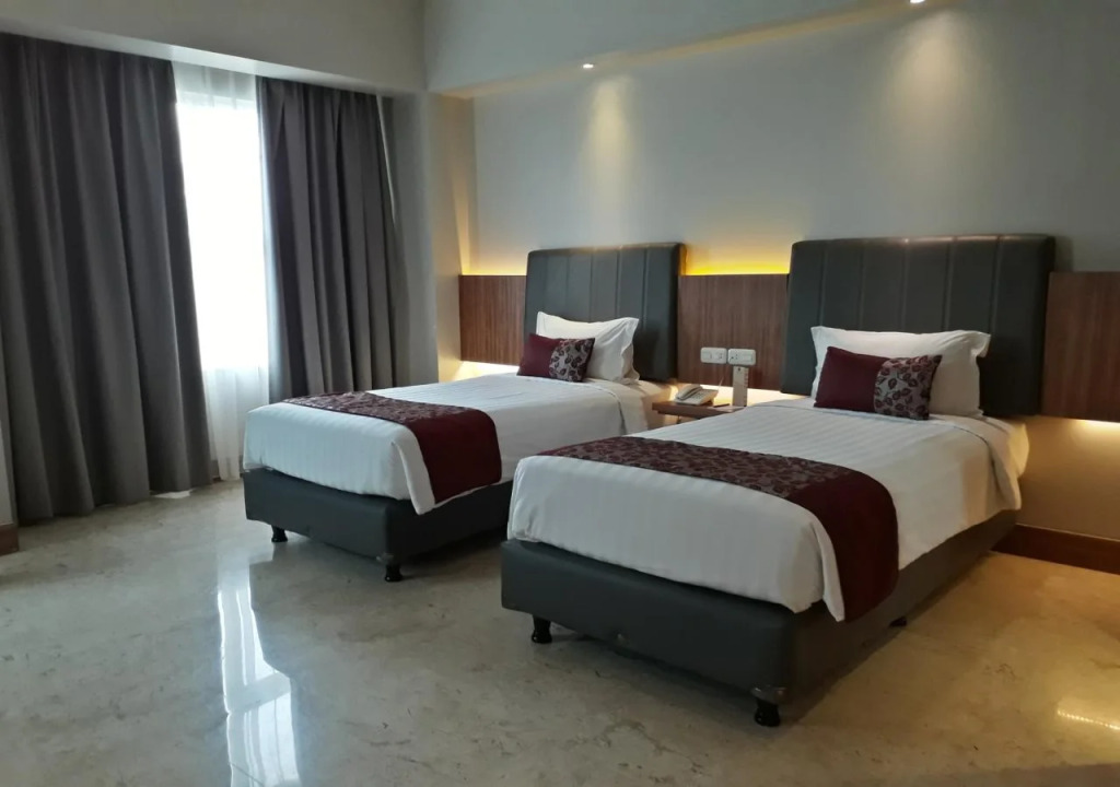 Demelia Hotel