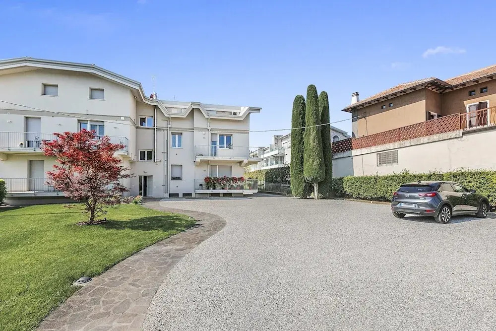 Matta Apartment 400m From The Lake