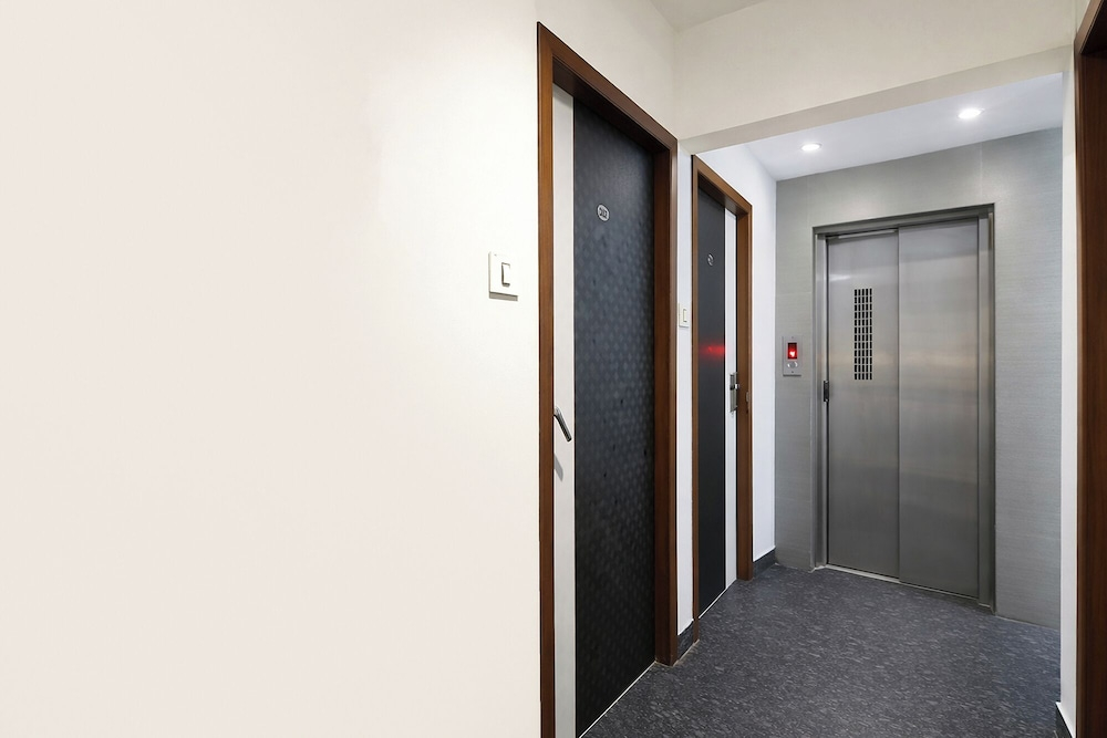 FabHotel The Corporate Inn I