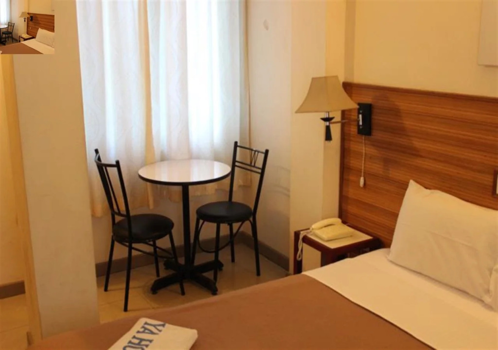 Luckyhiya Hotel
