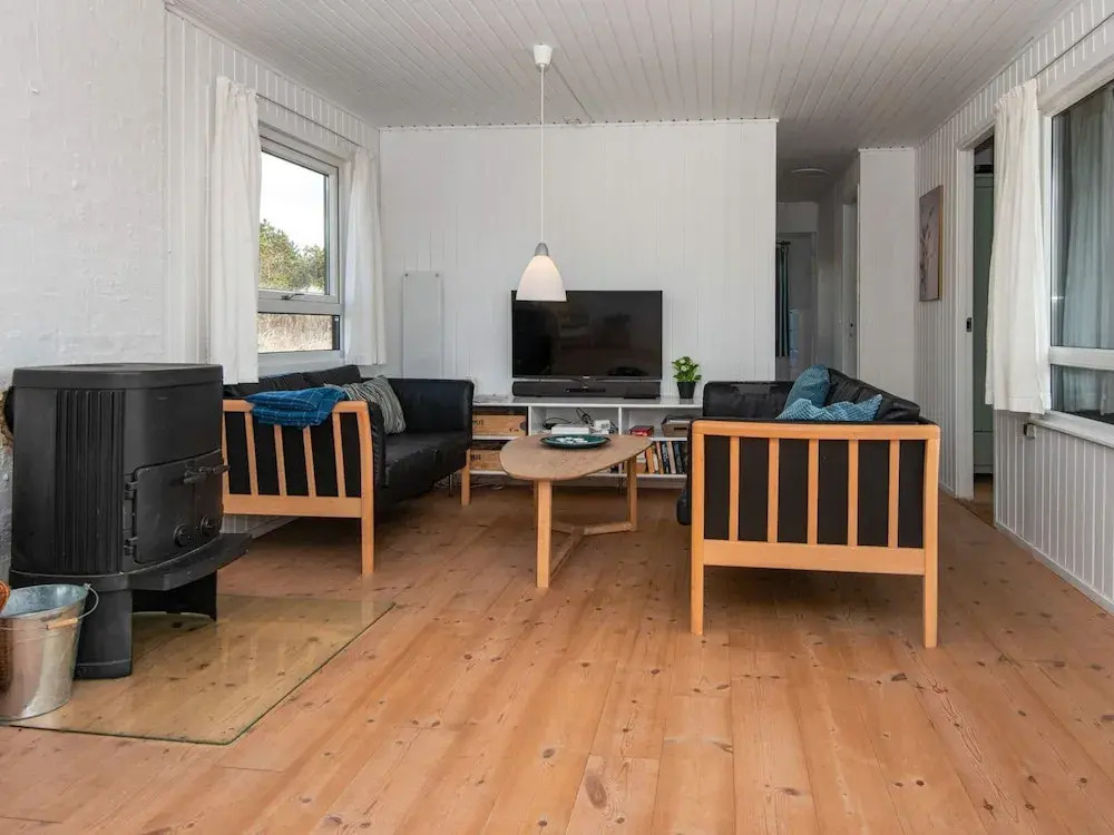 Simplistic Holiday Home in OksbÃ¸l near Sea